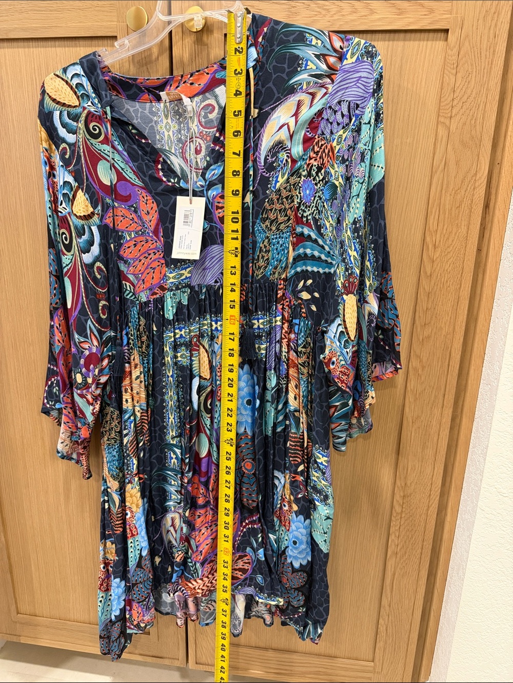 Johnny Was Navy Multicolor Floral-Paisley V-Neck Tunic. Silk. NWT - Picture 8 of 8